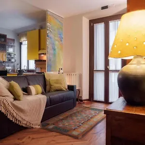 stylish-boutique-apartment-city-center.it-lombardy.com/